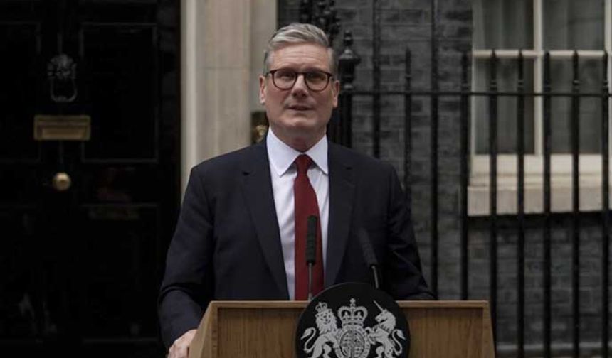 İngiltere’de yeni Başbakan Keir Starmer kabinesini açıkladı