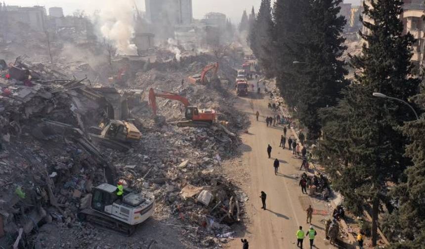 Toplanan deprem yardımları AKP'li vekilin fabrikasında depolanmış!