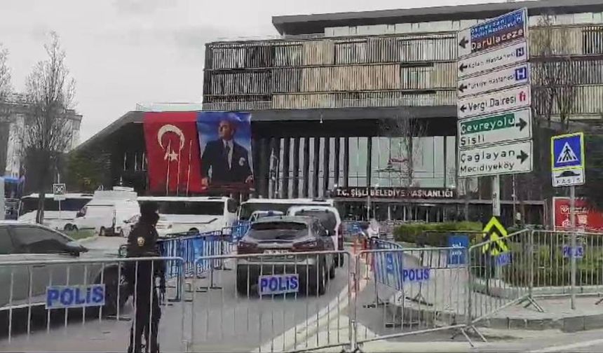 Kayyım tepkisi: Şişli Belediye Başkan yardımcıları istifa etti