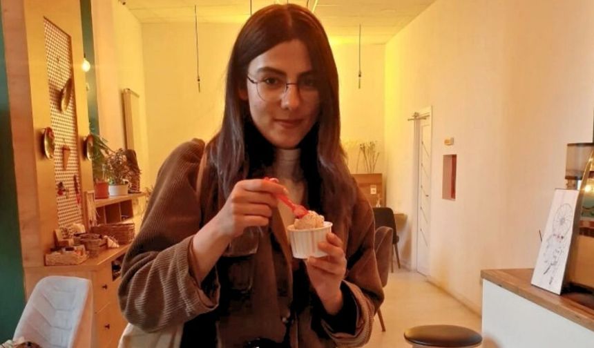 CHP, Esila Ayık'ın tutuksuz yargılanması için TBMM İnsan Haklarını İnceleme Komisyonu'na başvurdu