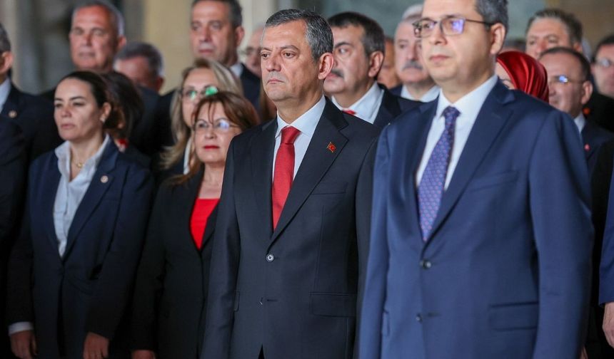 CHP, Birinci Meclis'ten Anıtkabir'e Yürüyor...