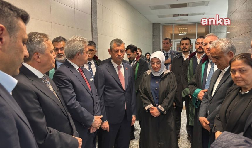Özgür Özel, Ümit Özdağ’ın duruşmasına katılmak için Çağlayan Adliyesi’ne geldi
