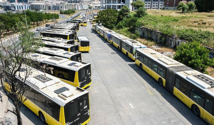 İBB ile Özel Halk Otobüsü şoförüleri anlaştı: Seferler devam edecek