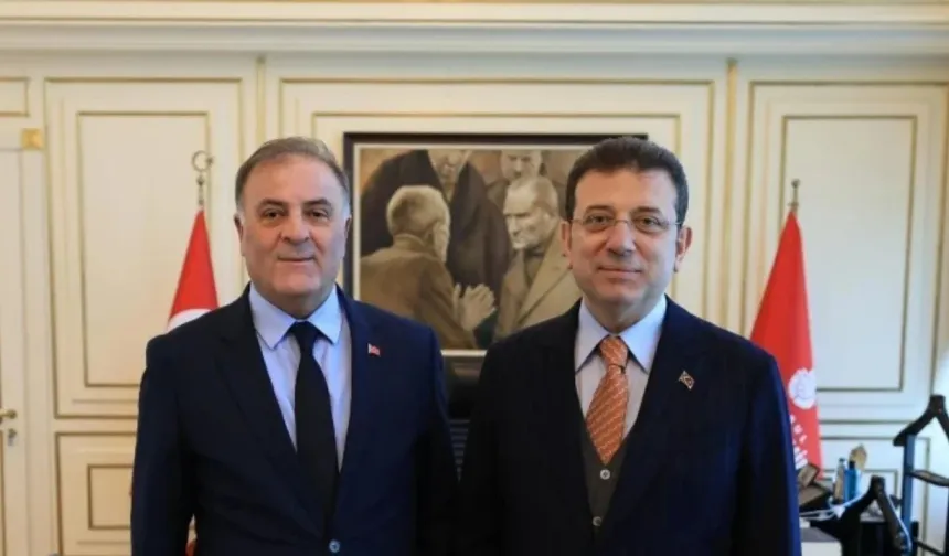 İBB Başkanvekili Nuri Aslan, Ekrem İmamoğlu'nun bayram mesajını İBB çalışanlarına iletti