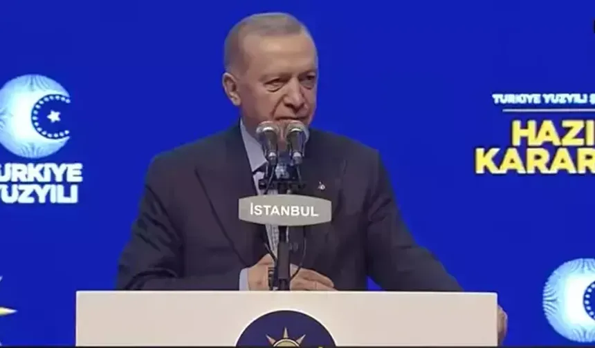 Erdoğan, AK Parti'nin belediye başkan adaylarını açıkladı