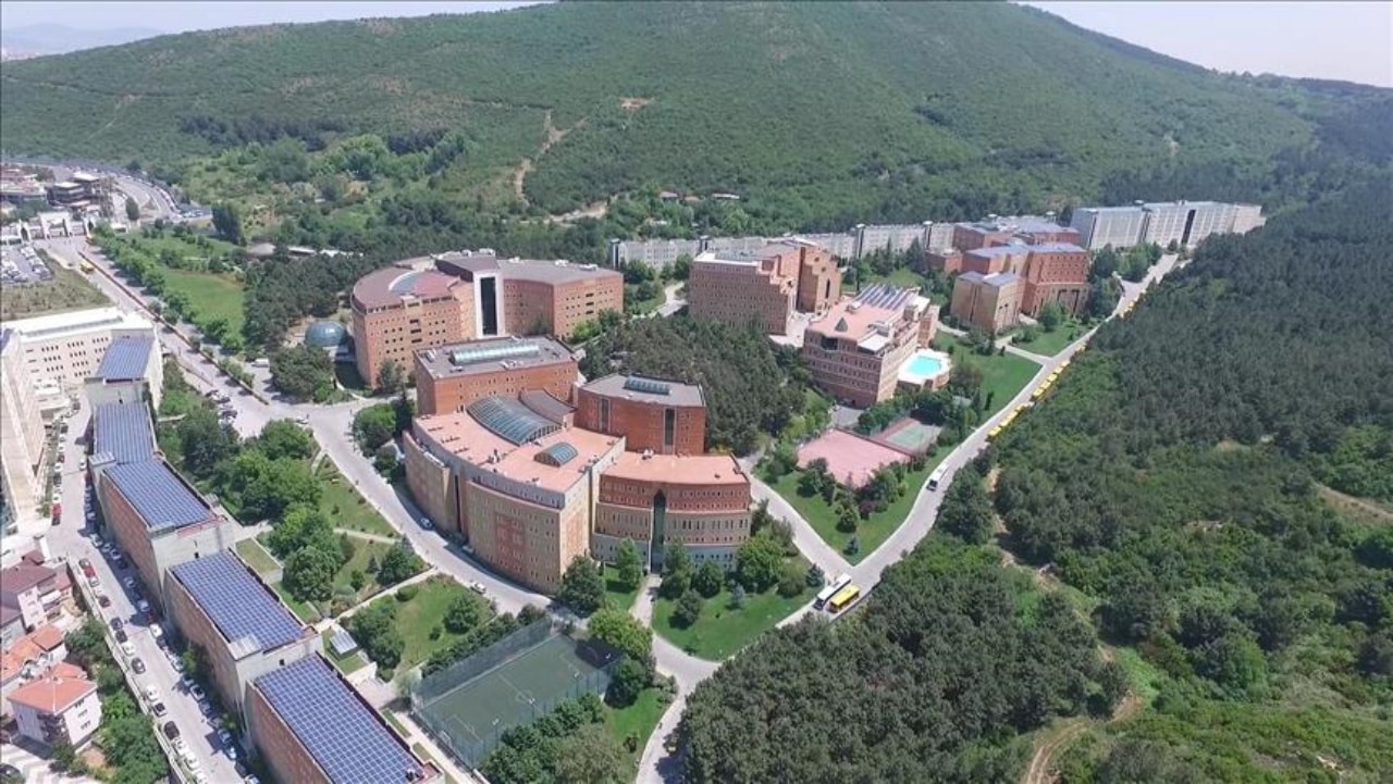 Yeditepe Üniversitesi rektörlüğünden ENAG tezine engel - Politikyol